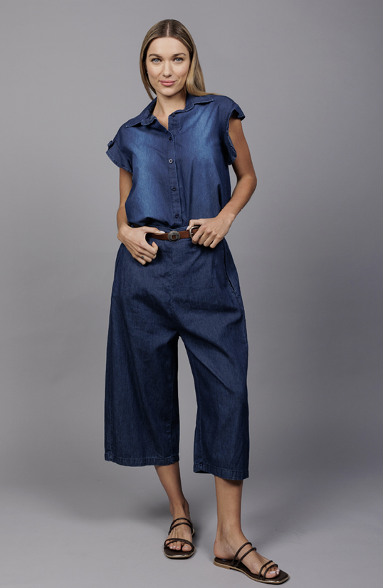 Elissia blouse manche courte frison jeans