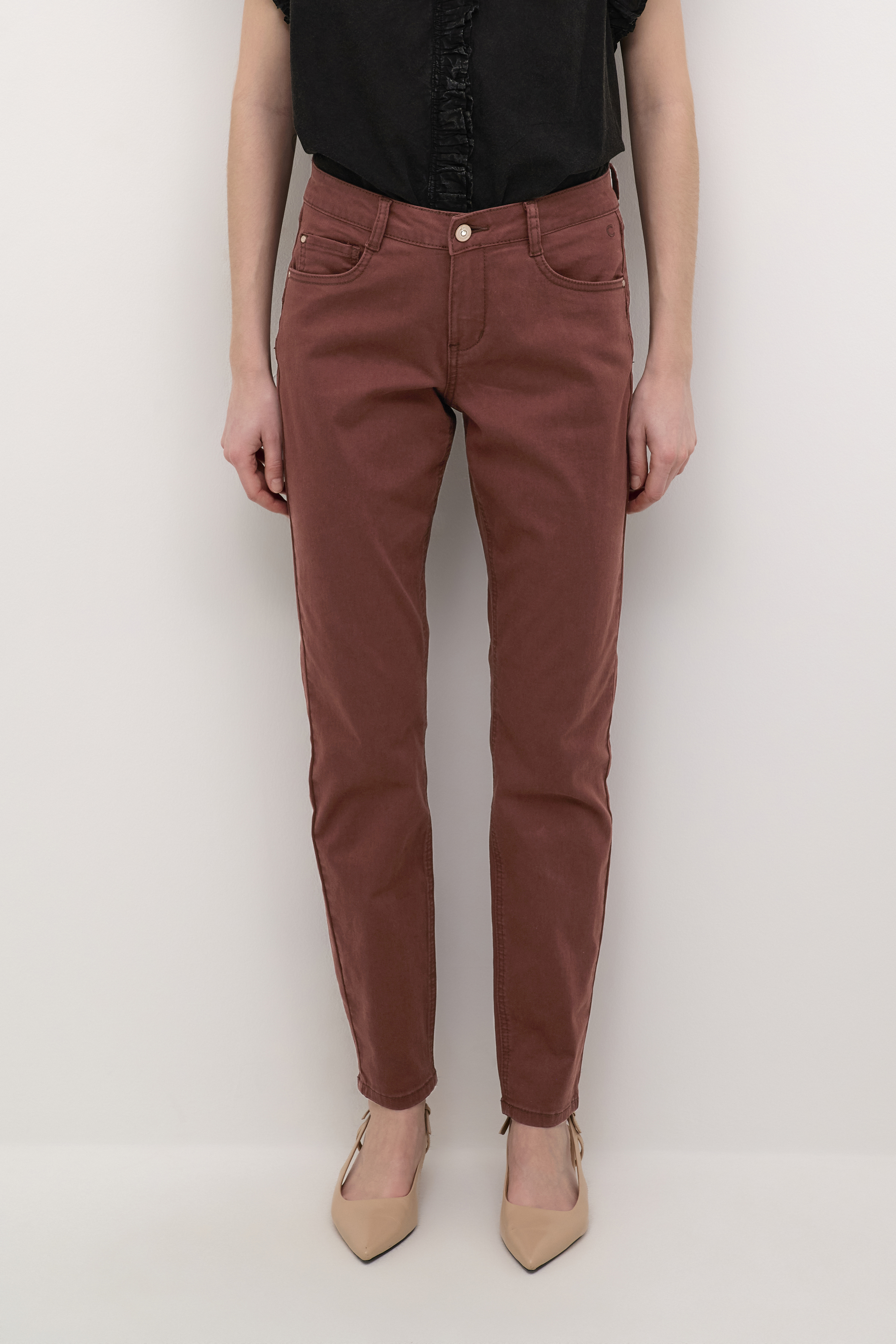 Cream Ann twill pant- Coco Fit