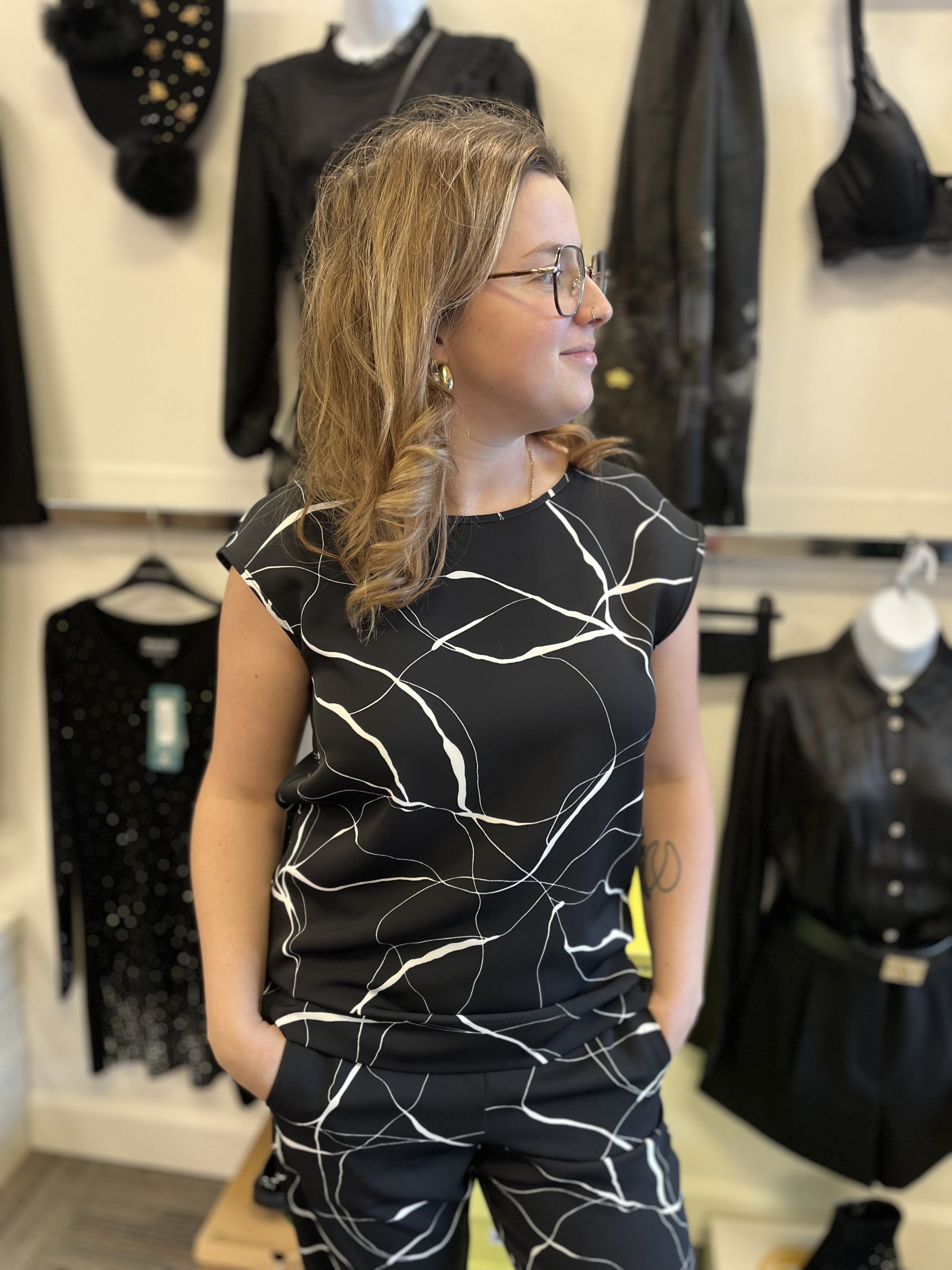Up ! Camisole en soie vegan marble print