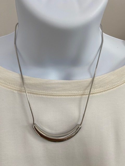 Tom & Eva Chaine courte pleine avec pendentif horizontal