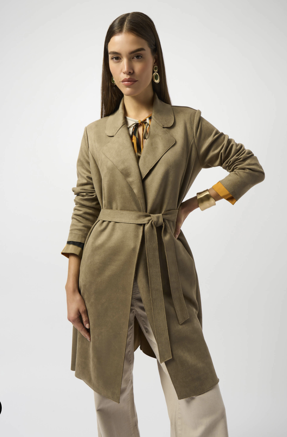 Joseph Ribkoff manteau droite en suède scuba avec ceinture