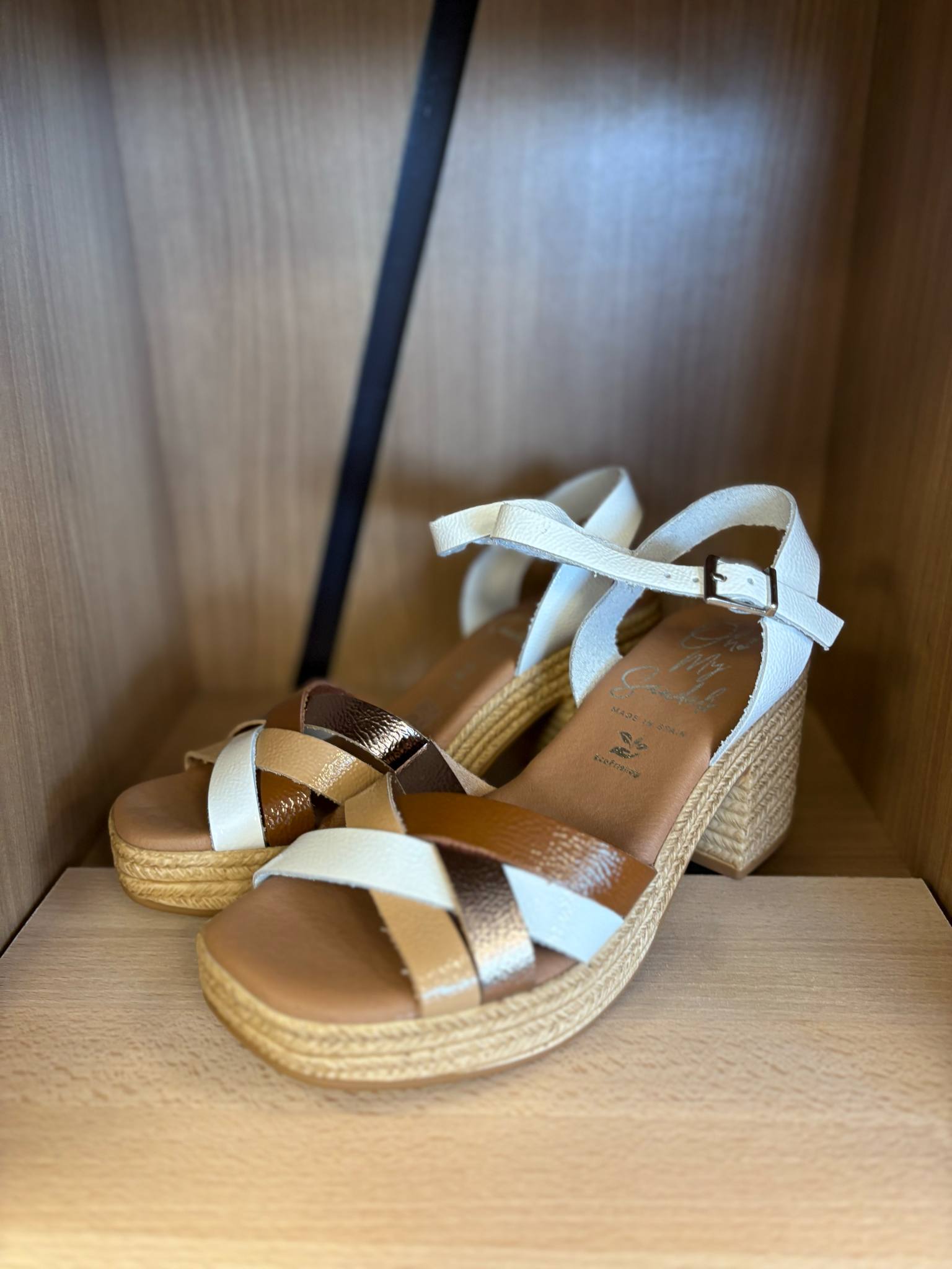 Oh My Sandals sandale à talon bloc à ganses croisées