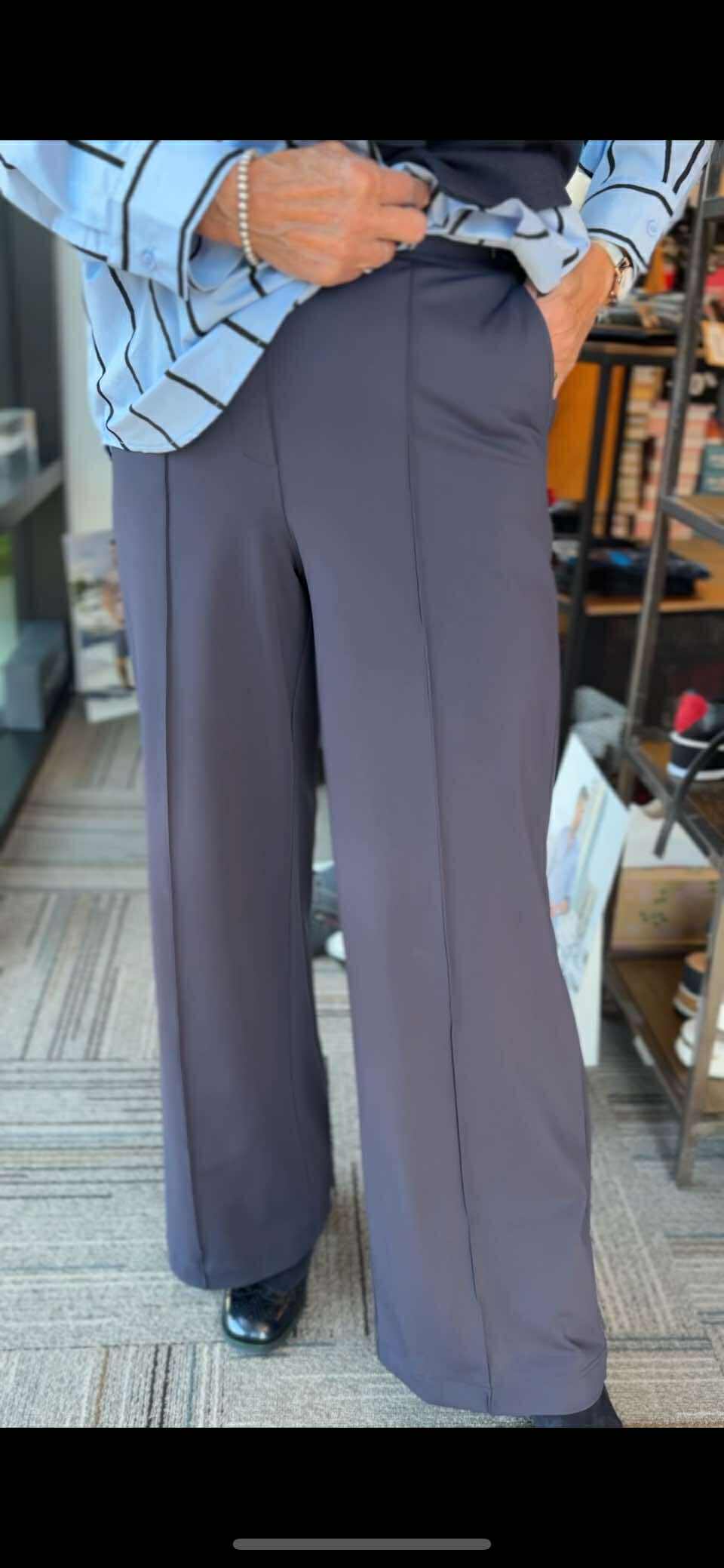 Yest le pantalon uni Naleya