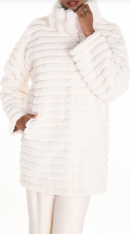 Frank Lyman Manteau en fausse fourrure
