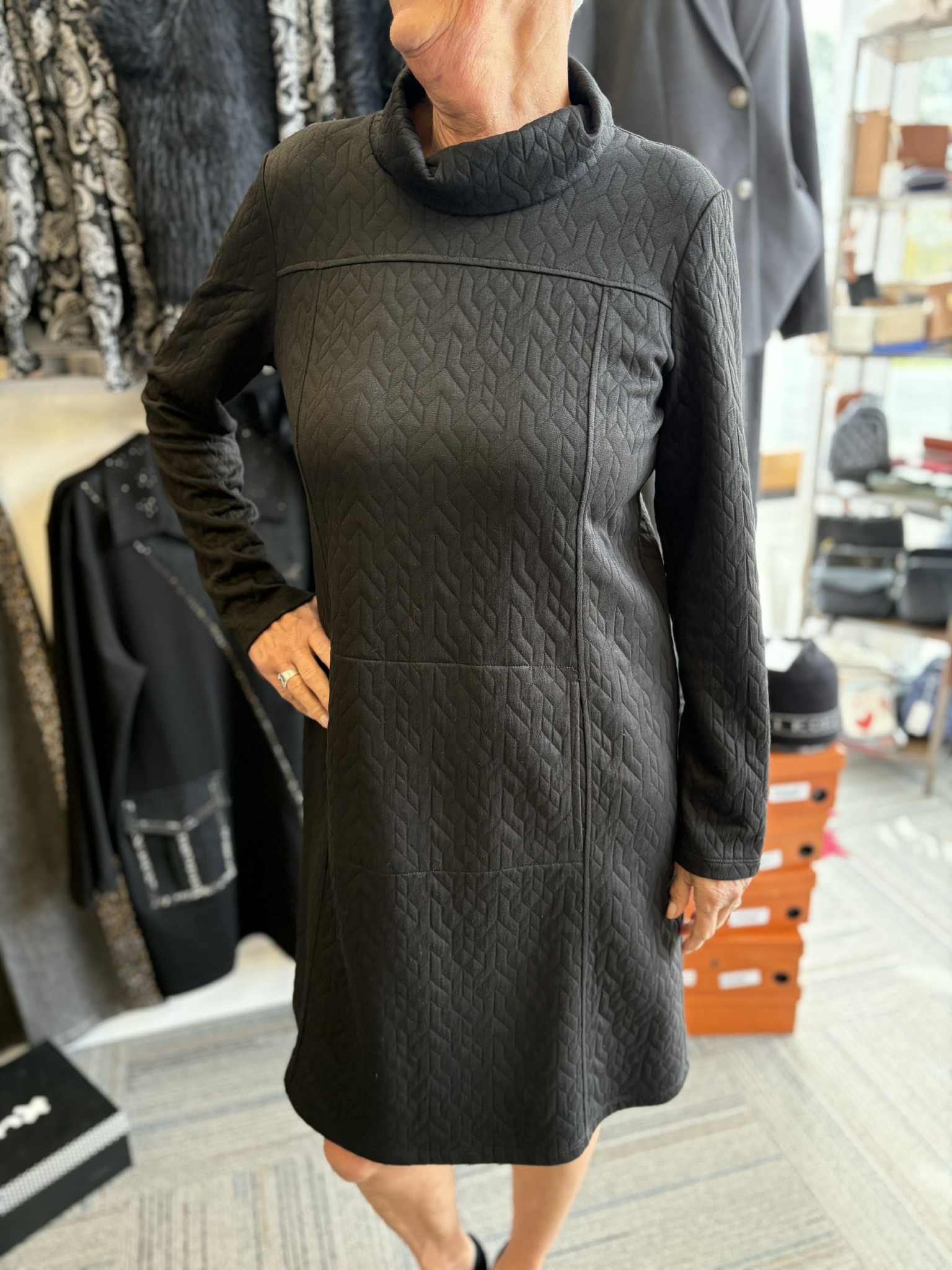 Pure robe kangourou tissu texturé