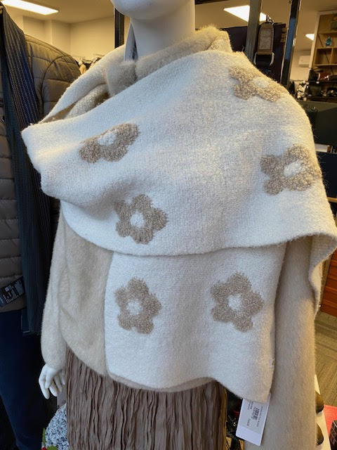 Molly Bracken Foulard de tricot avec fleurs en paillettes