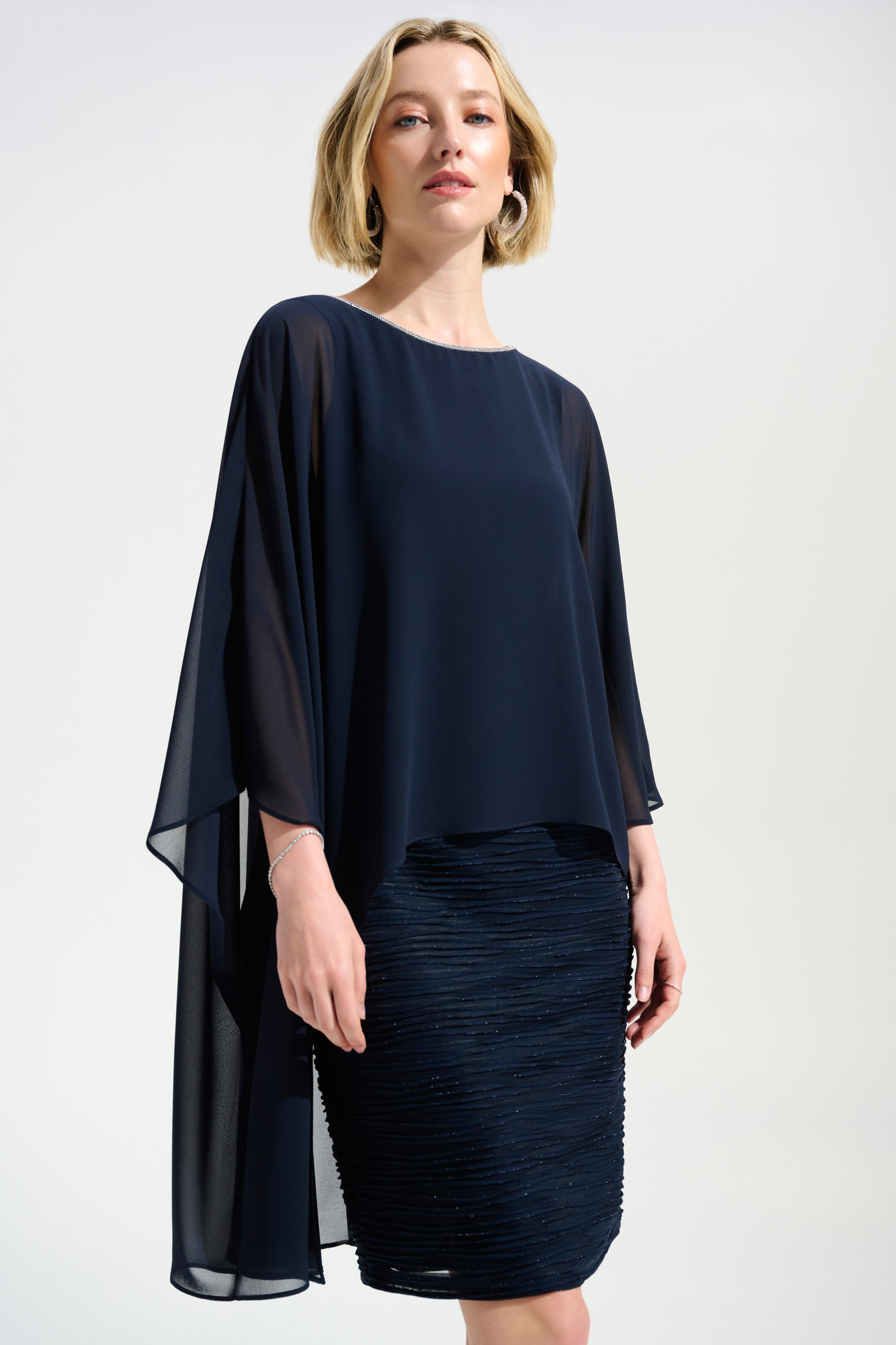 Joseph Ribkoff robe en tricot avec poncho