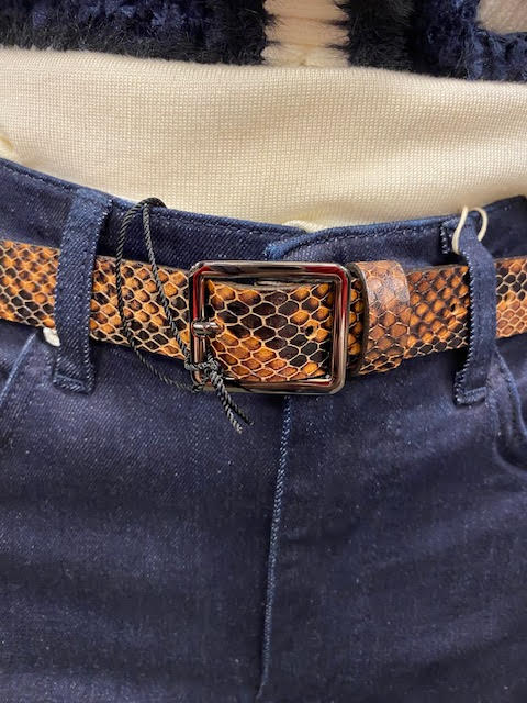 Medike Landes Ceinture en cuir texturée genre crocodile (2 couleurs)