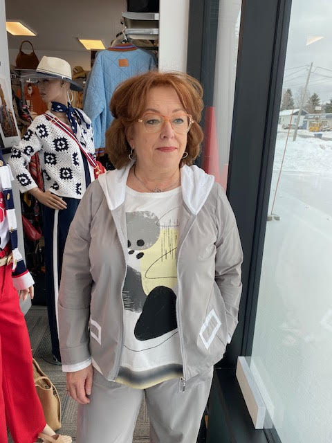 Naya Blouson manche longue avec capuchon