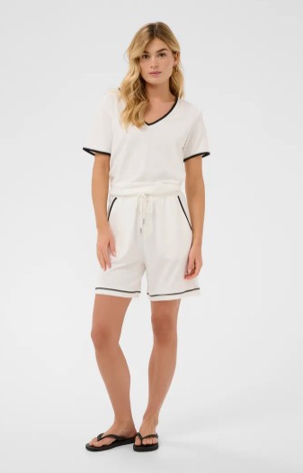 Cream Sin short