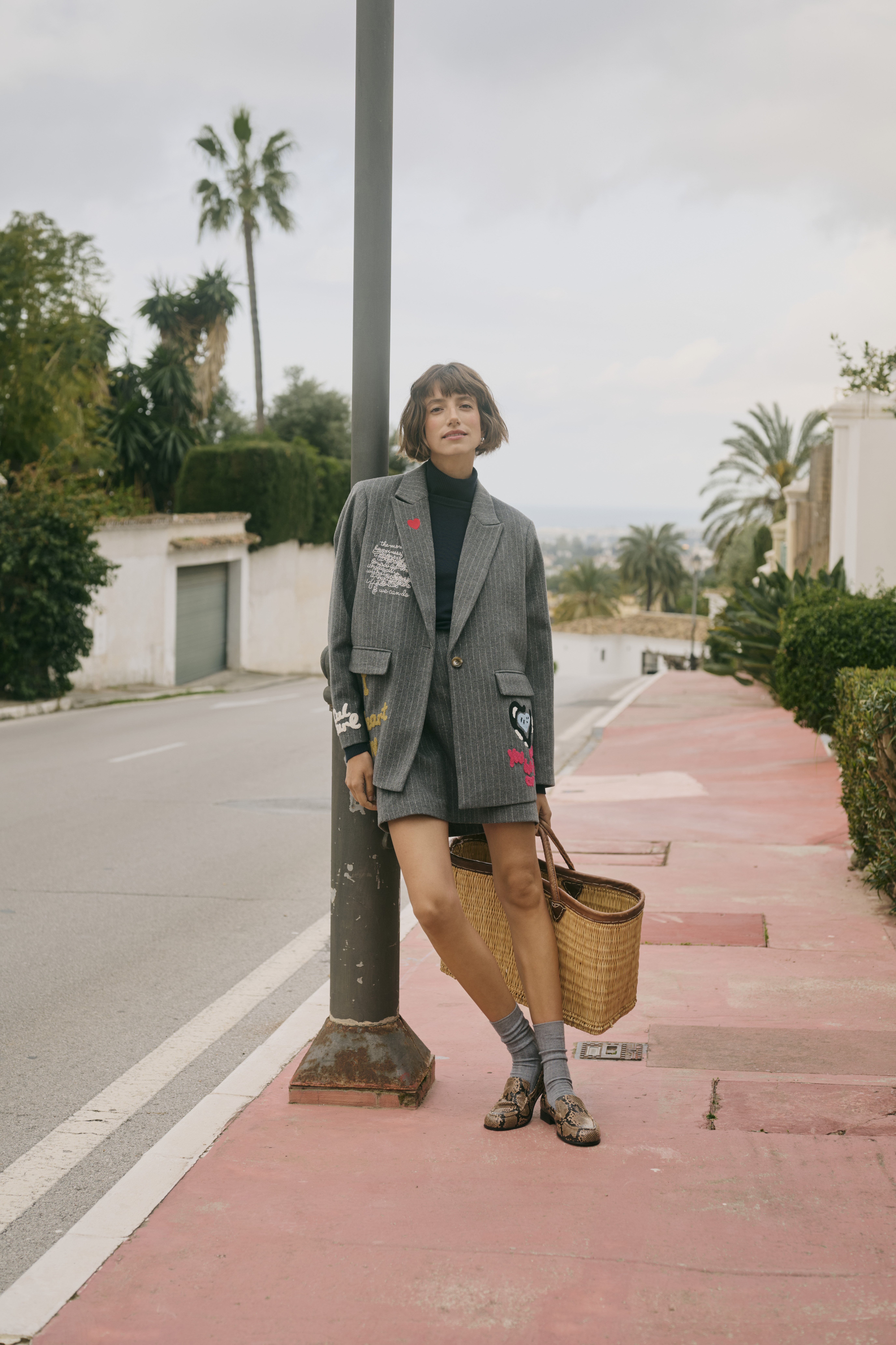 Culture Kayla veston long à fines rayures et broderies